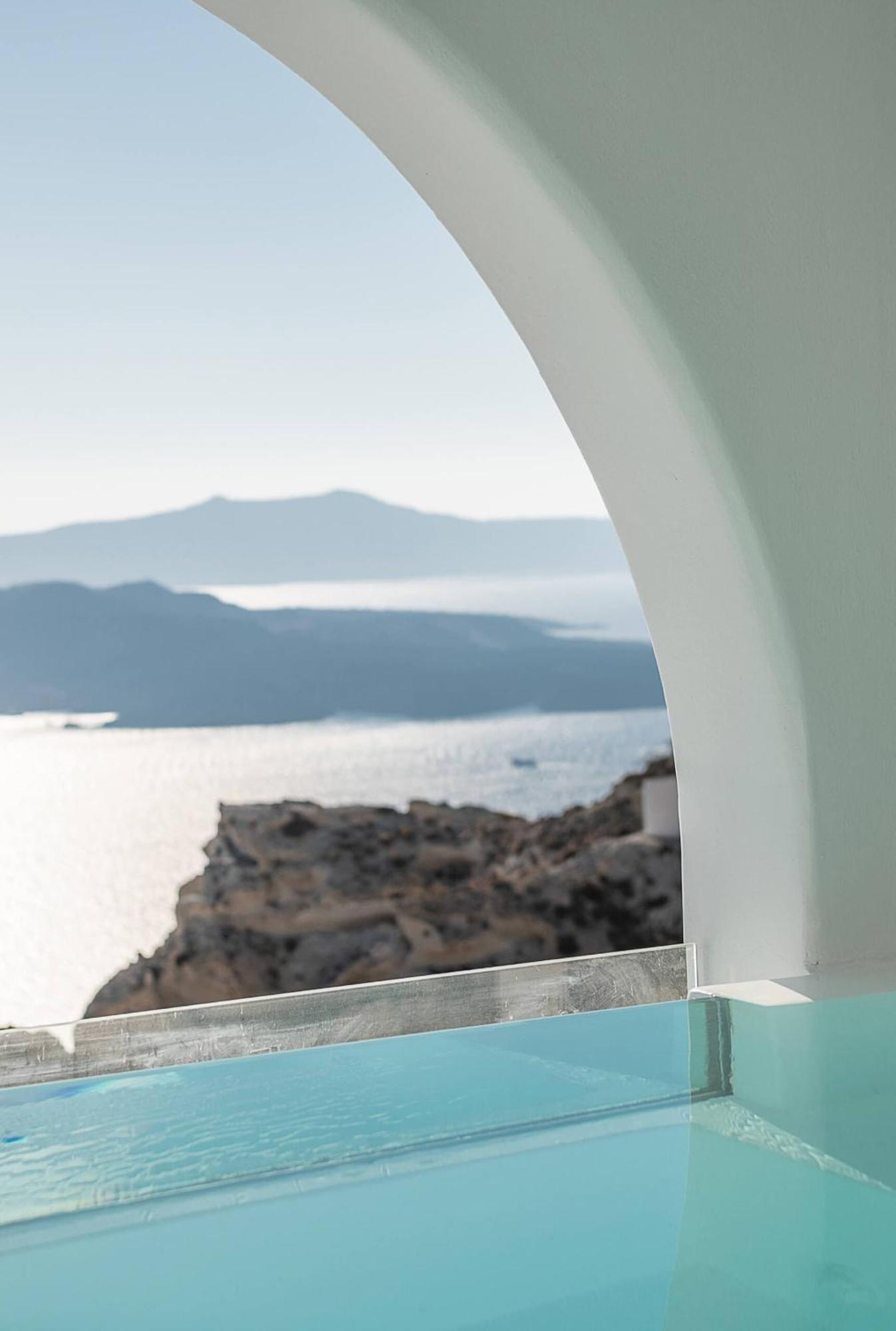 Apeiron Blue Santorini - Sustainable Adults Only 14 Plus Fira  Eksteriør bilde