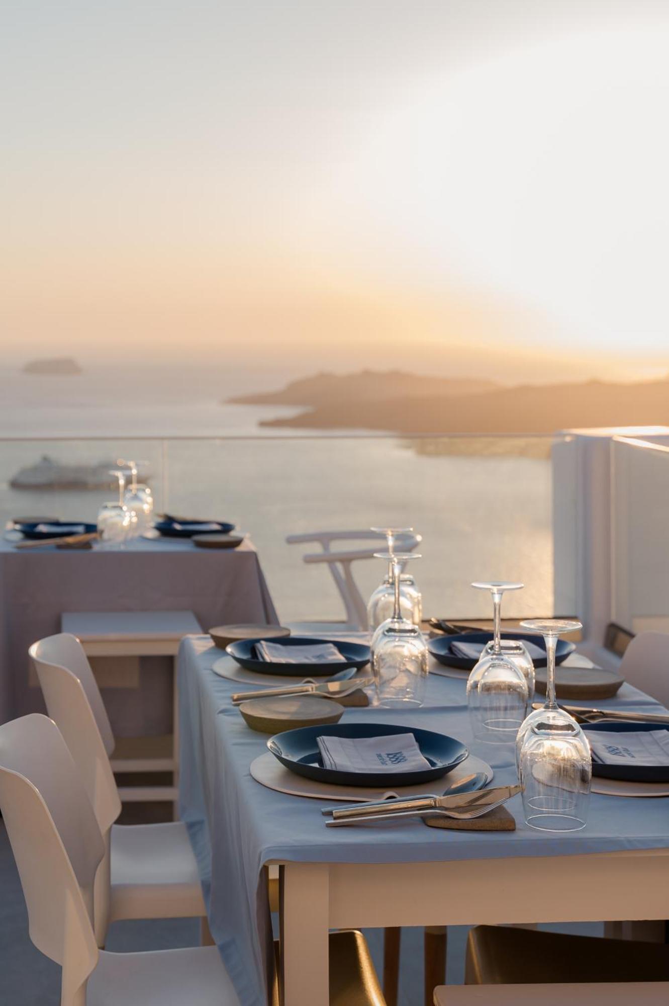 Apeiron Blue Santorini - Sustainable Adults Only 14 Plus Fira  Eksteriør bilde