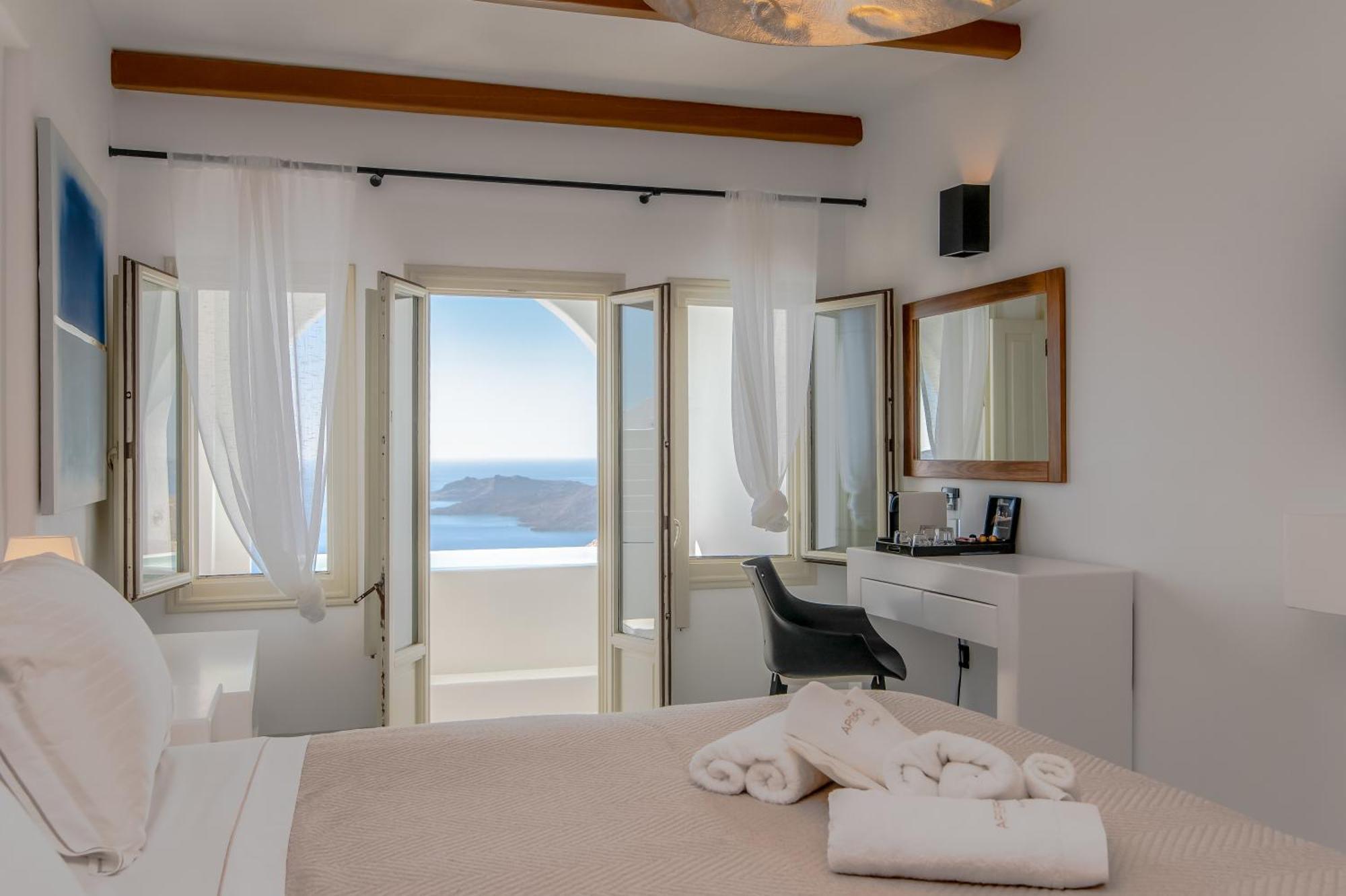 Apeiron Blue Santorini - Sustainable Adults Only 14 Plus Fira  Rom bilde